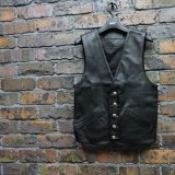 Blog UP "Chrome Hearts ５BTNS LTHR VEST"