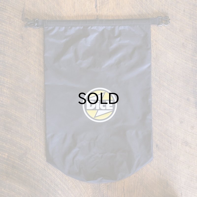 画像2: DicE MAGAZINE(ダイスマガジン）10L Dry Bag（10ドライ・バッグ） (2)