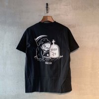 LURKING CLASS(ラーキングクラス） Rest In Piss 202BLACK S/S Tee