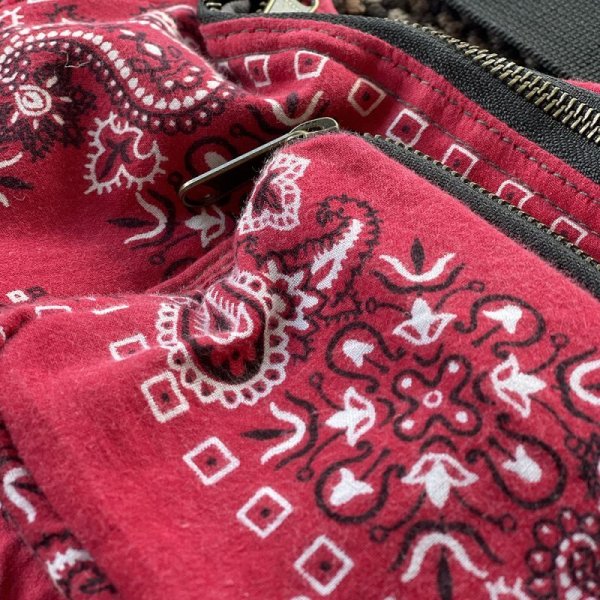 画像4: 【BrandNew】Remake Paisley Bandana Body Bag/Red （リメイク・ペイズリー柄バンダナ・ボディバッグ・レッド）