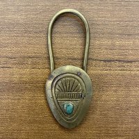 【Vintage/Used】ネイティブデザイン・ターコイズ付きブラス・キーリング
