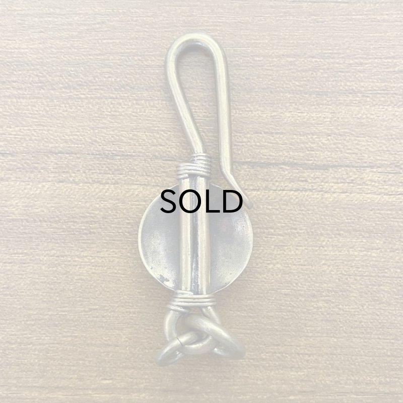 画像2: 【Vintage/Used】ブラス・オーバルH.Dデザイン・キーリング (2)