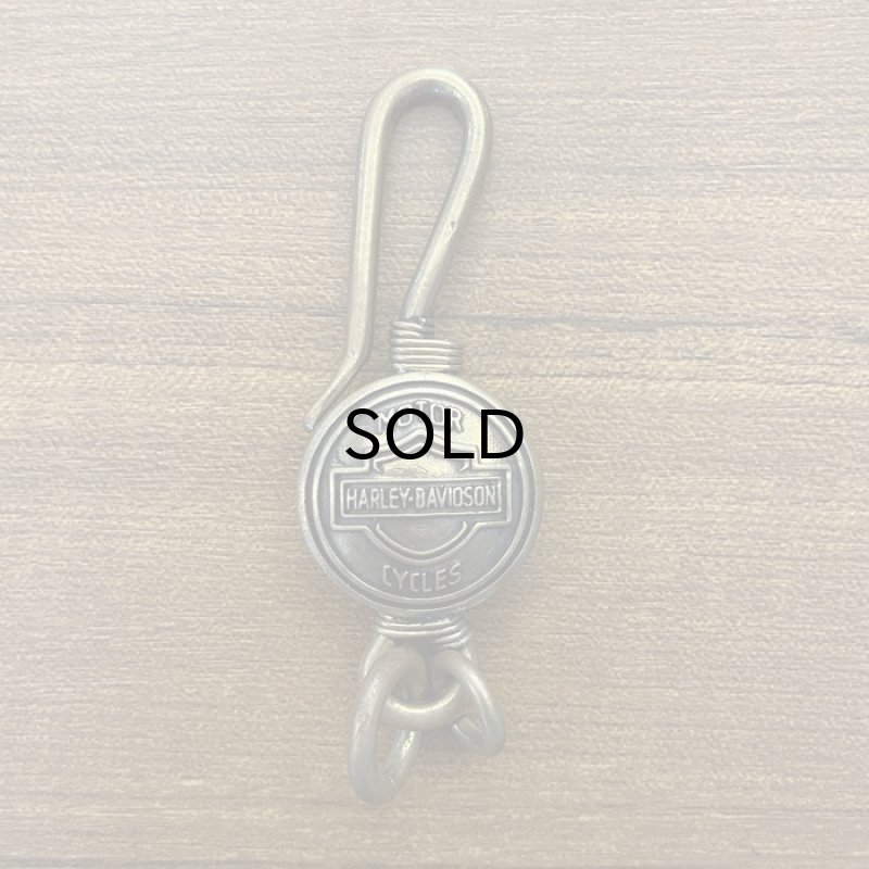 画像1: 【Vintage/Used】ブラス・オーバルH.Dデザイン・キーリング (1)