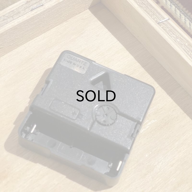 画像3: 【Vintage/Used】デッドストック・ビンテージKEOTA ウッドフレーム・ウォールクロック（ナックル/チョッパー） (3)