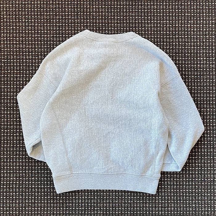 USED Champion チャンピオン・青タグ・アメリカ規格ホンジュラス製・リバースウィーブ・スウェット・グレー /表記XS(日本サイズM表記) Cloud Nine ClothingGear チャンピオン 古着リバースウィーブ Mサイズ